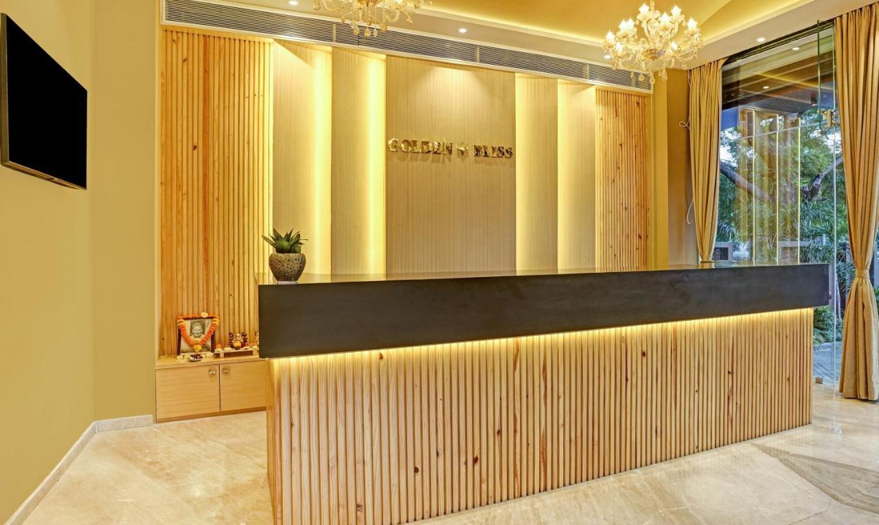 Treebo Premium Golden Bliss Trimurti Nagar Square Nagpur Exteriör bild