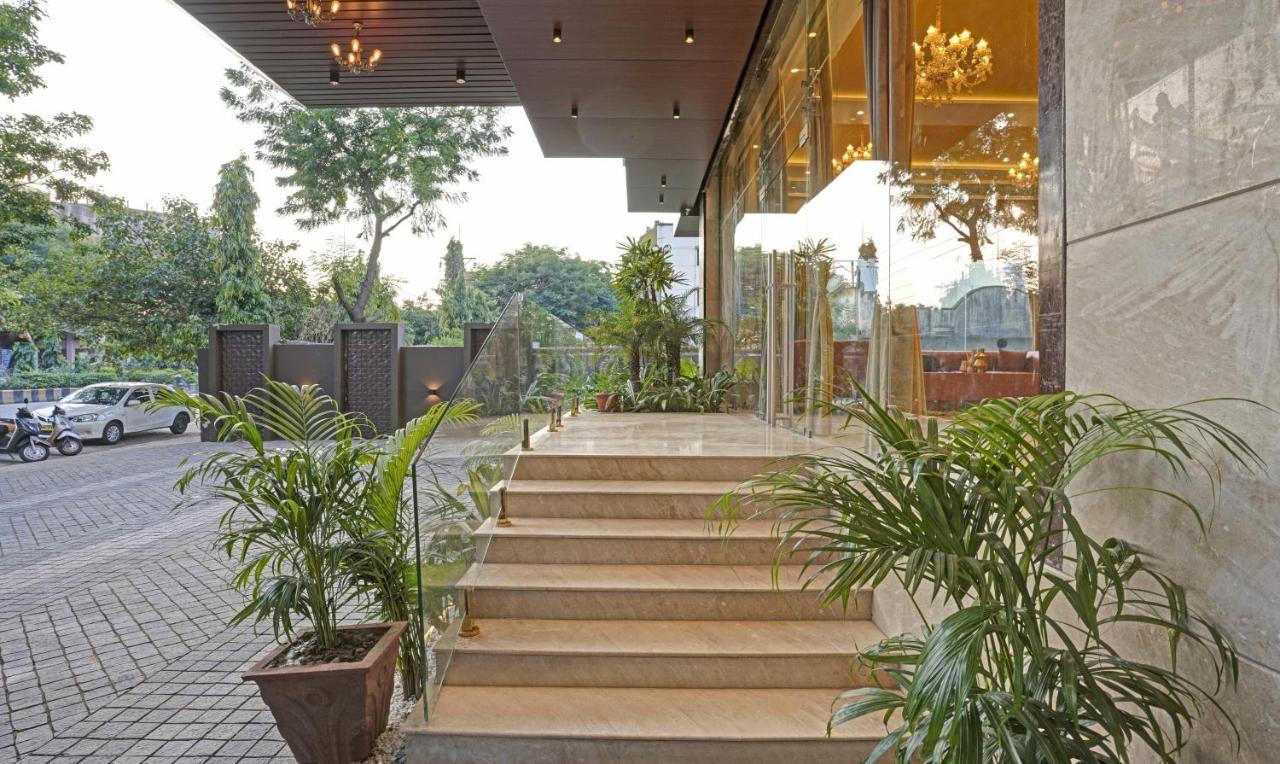 Treebo Premium Golden Bliss Trimurti Nagar Square Nagpur Exteriör bild