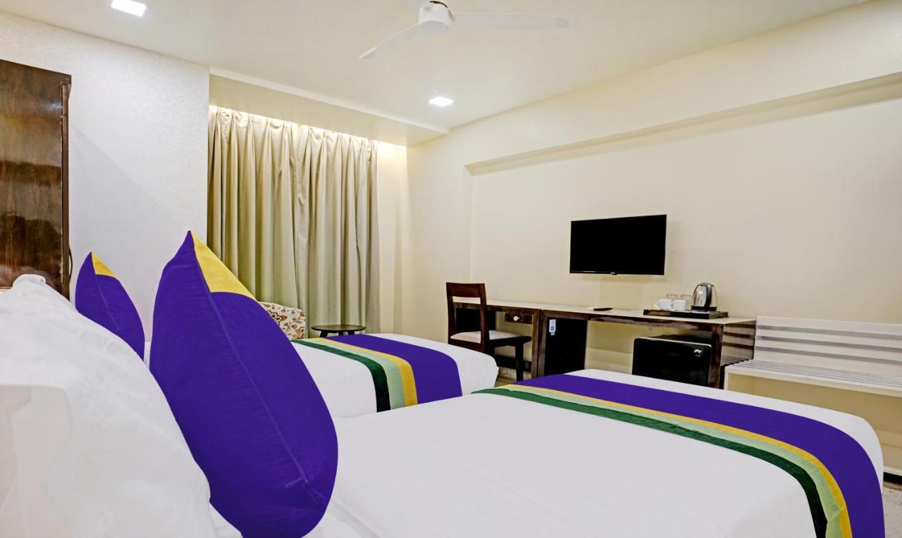 Treebo Premium Golden Bliss Trimurti Nagar Square Nagpur Exteriör bild